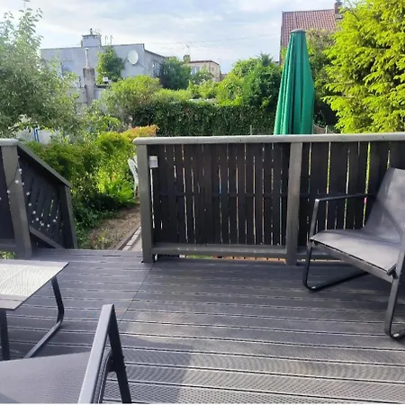 With Terrace And Barbecue Area דירה *