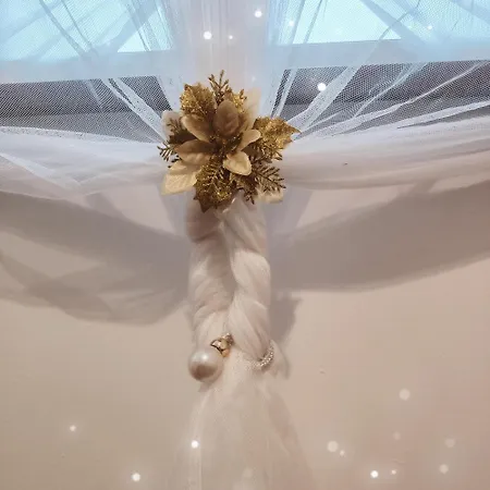 With Terrace And Barbecue Area דירה