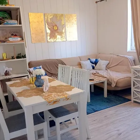 With Terrace And Barbecue Area Lägenhet