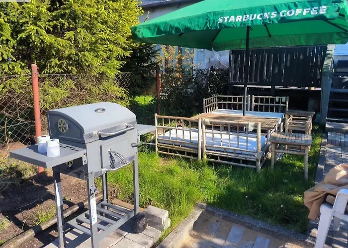 Lägenhet With Terrace And Barbecue Area